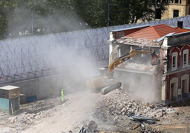 Gran parte de la estación del Norte había sido demolida este miércoles.