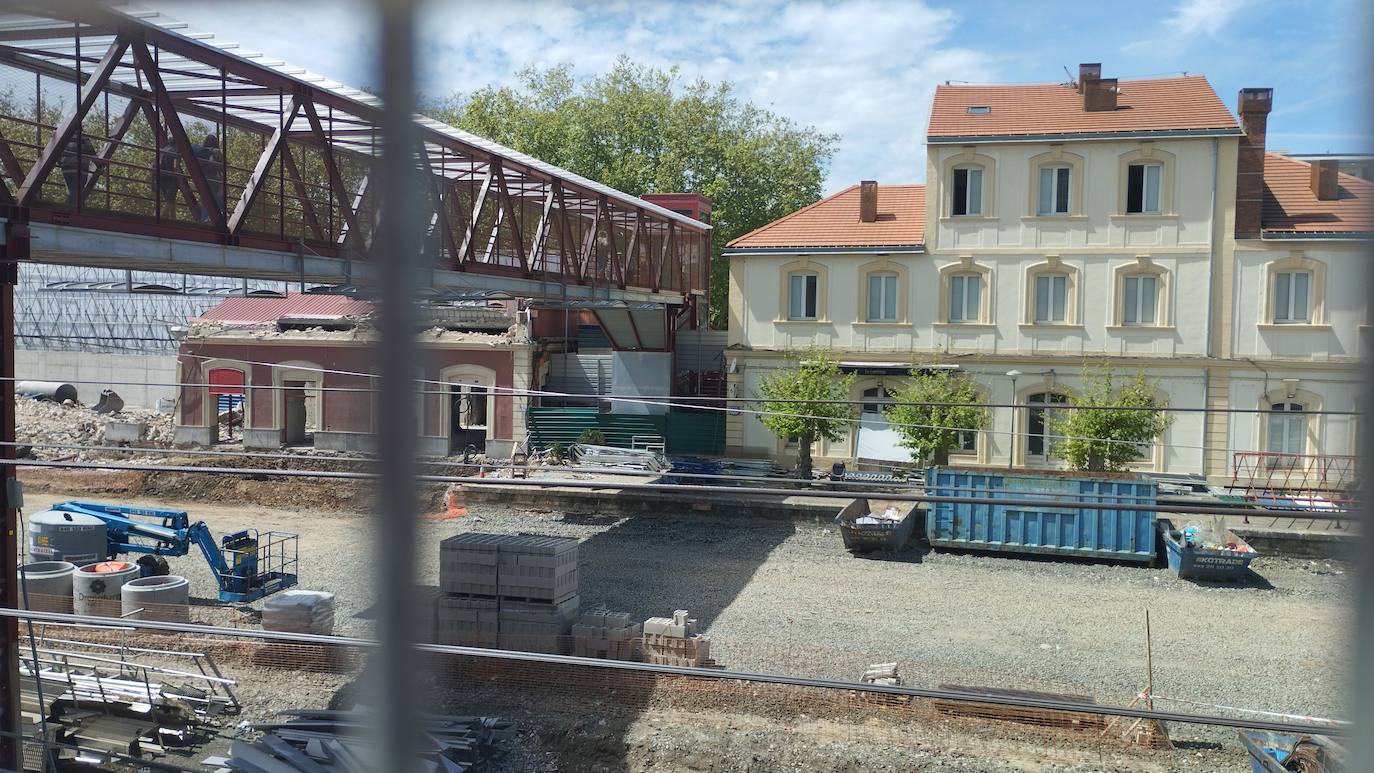 La demolición de la estación de tren de San Sebastián