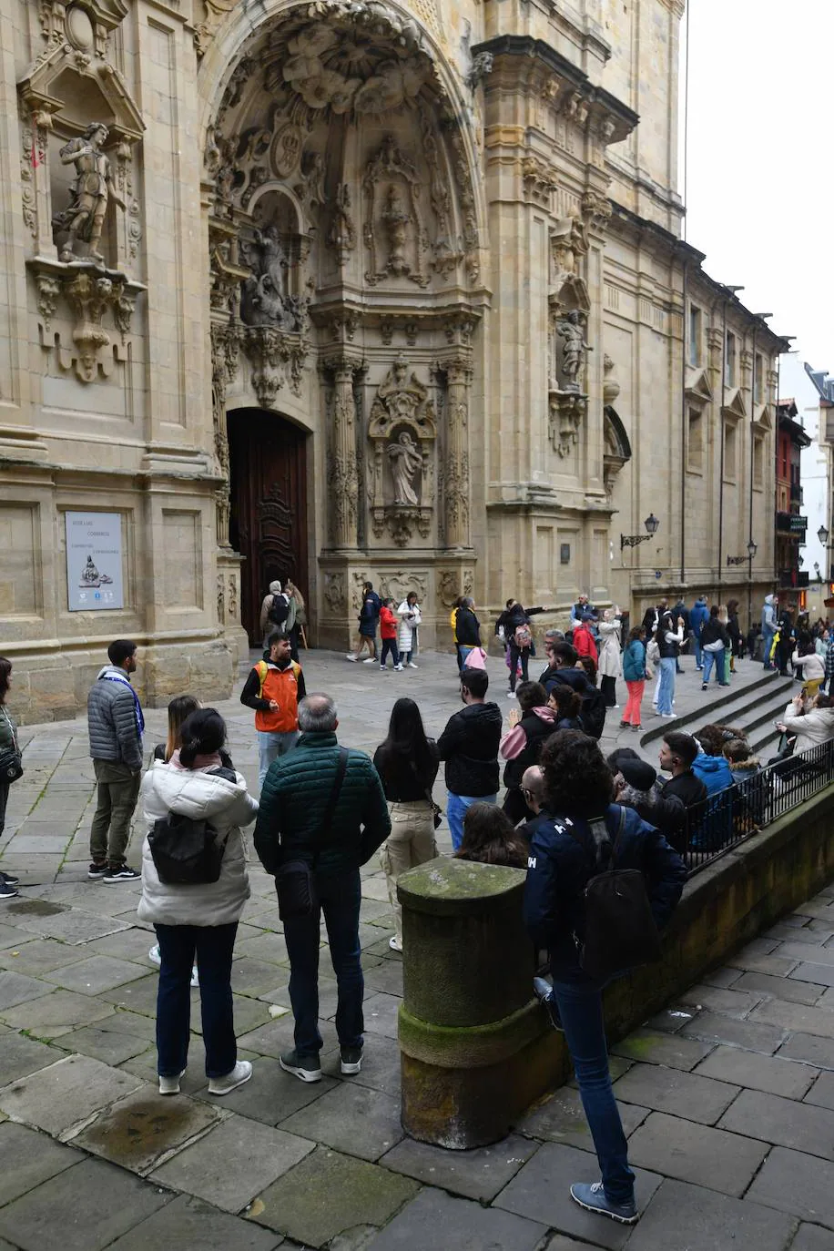 Gipuzkoa se llena de turistas por el puente del primero de mayo El