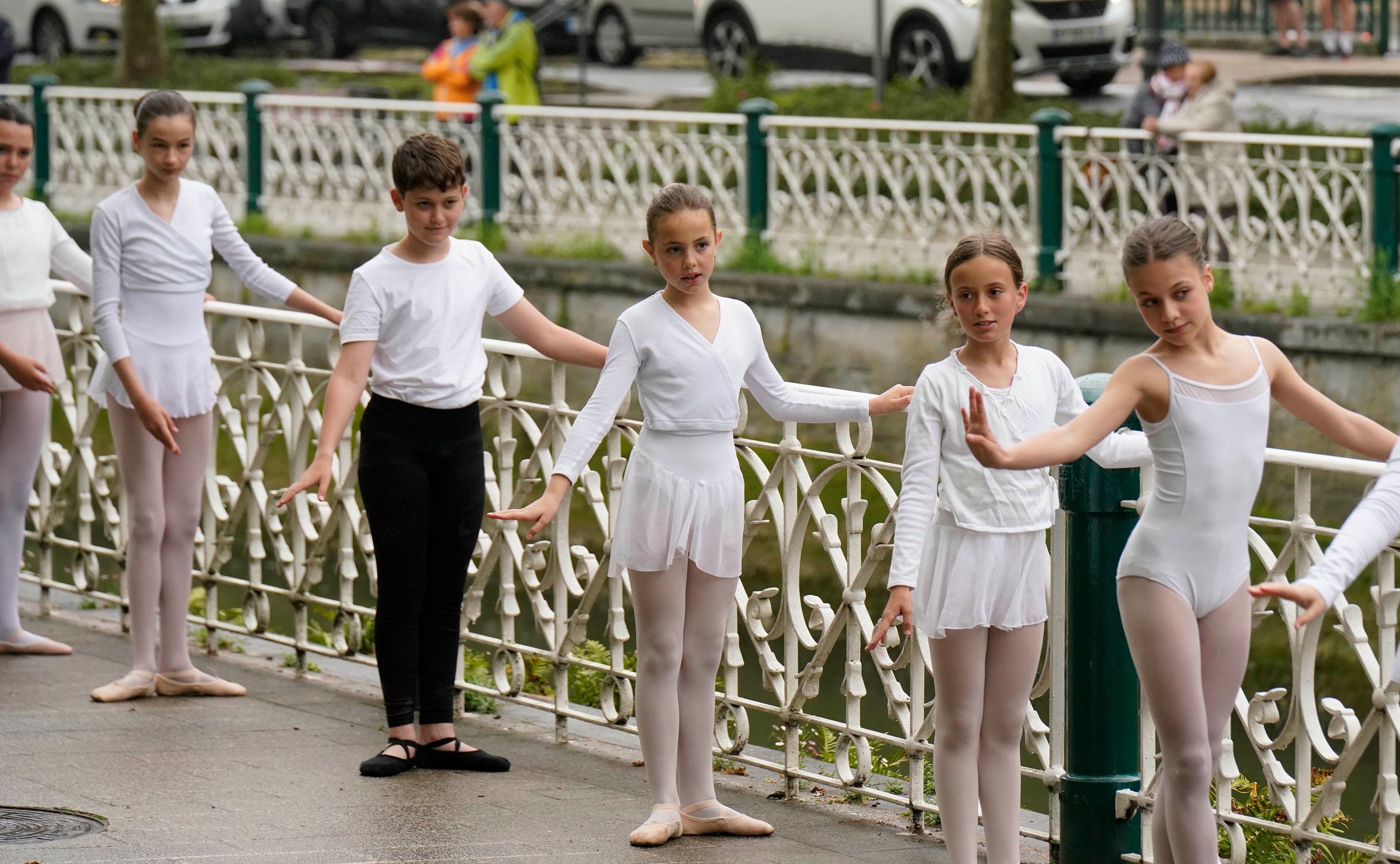 Baile sobre el canal de Dunboa