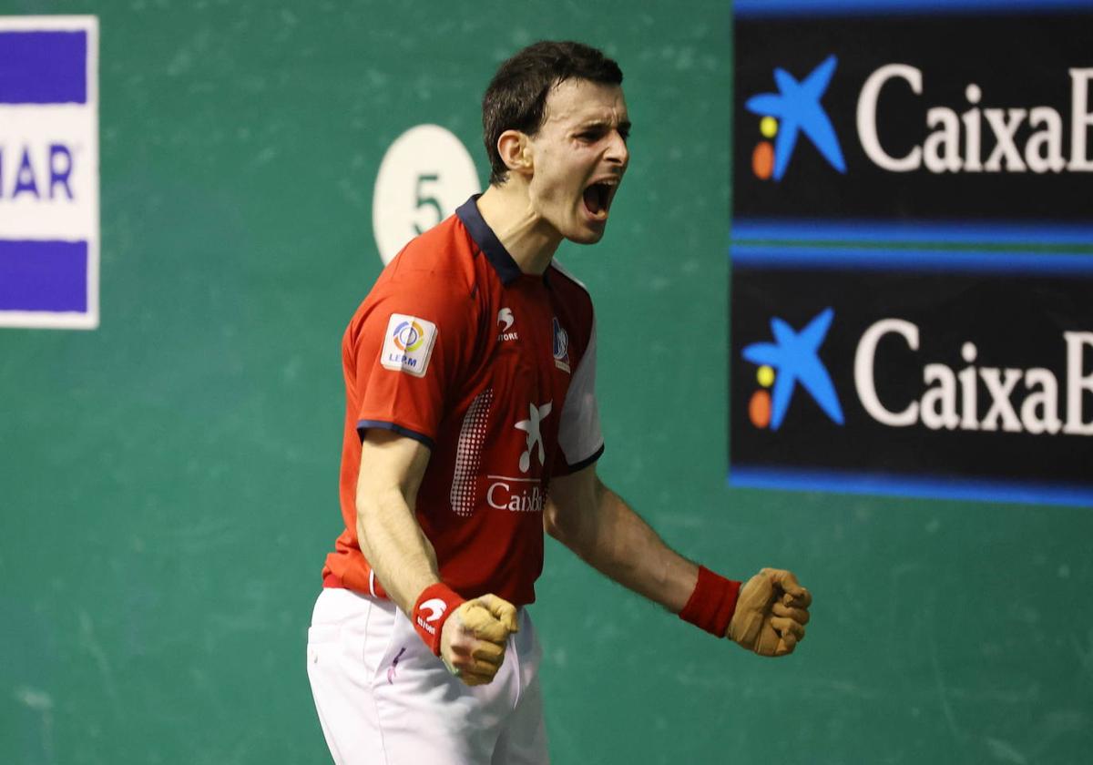 Altuna III celebra un tanto en el partido de la pasada jornada ante Elordi.