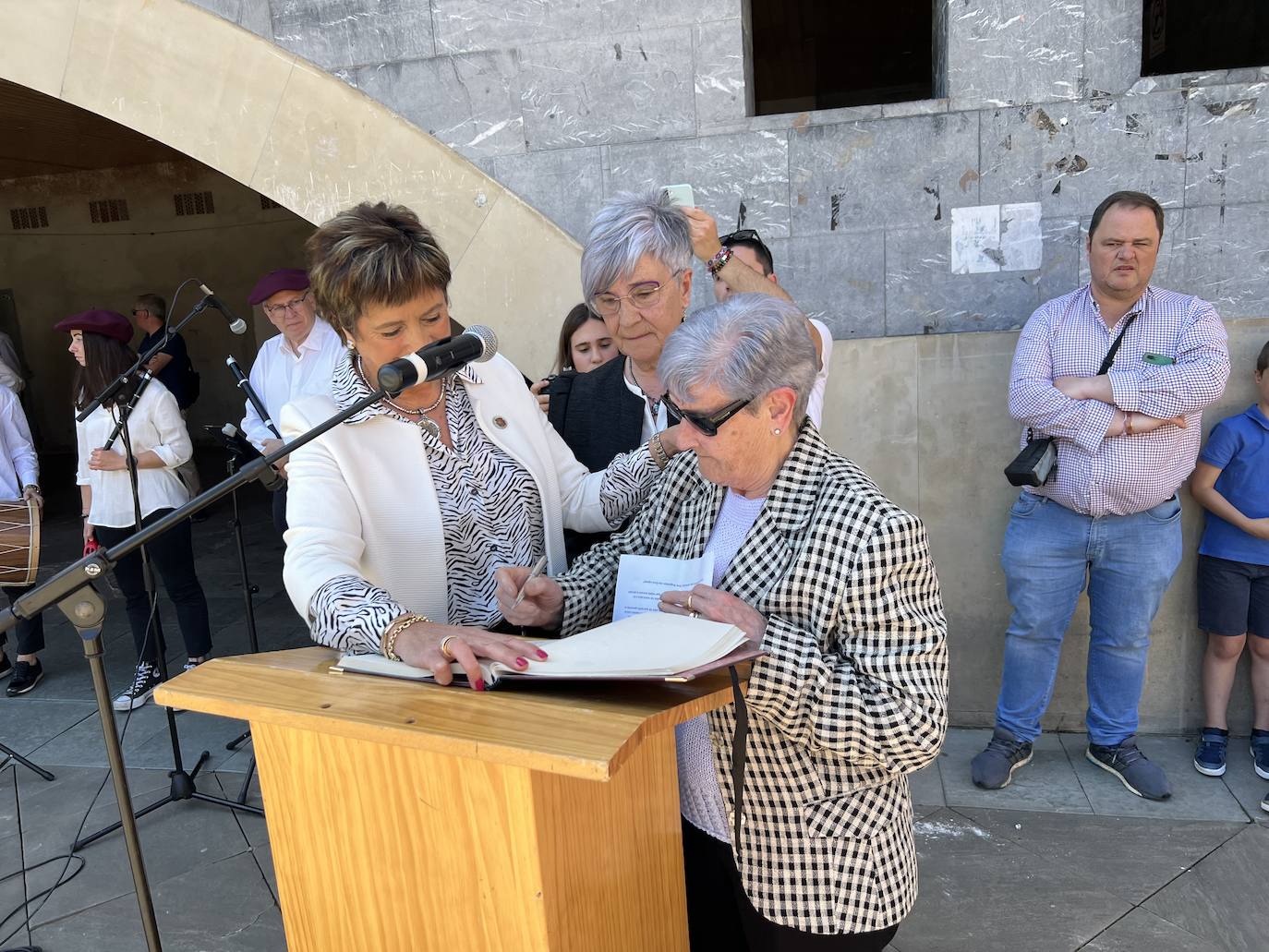 Día grande en Legazpi