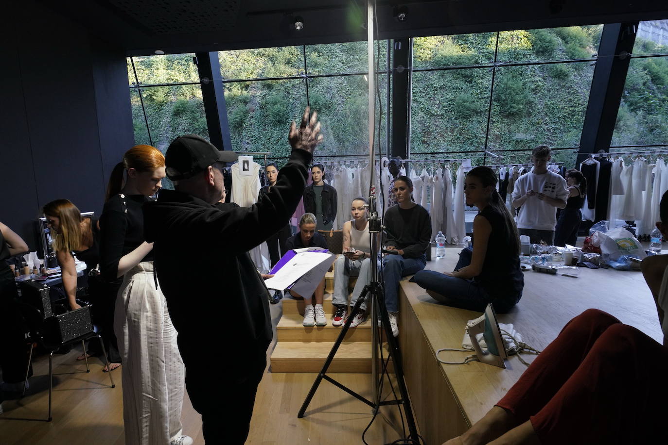 Diez estrellas deslumbran en Balenciaga