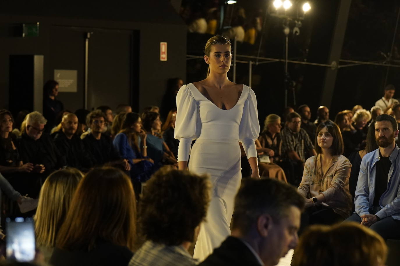 Diez estrellas deslumbran en Balenciaga