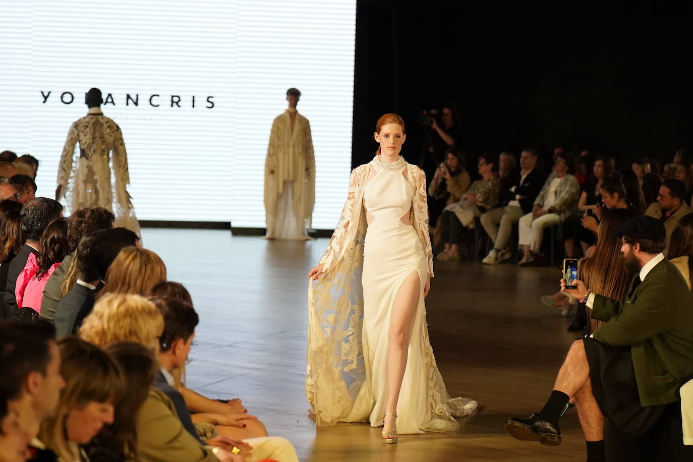 Diez estrellas deslumbran en Balenciaga