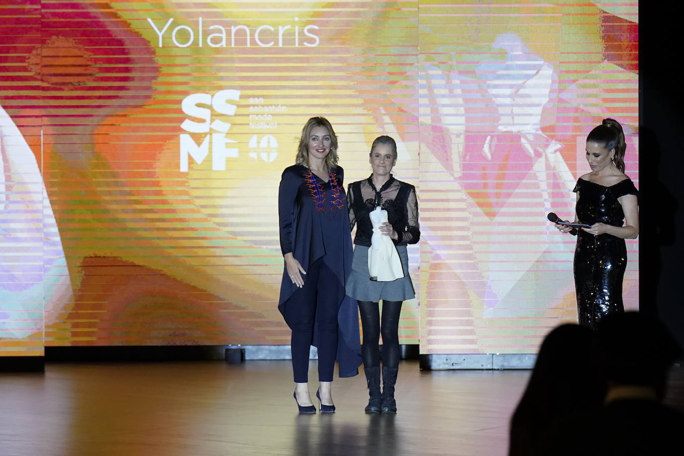 Diez estrellas deslumbran en Balenciaga