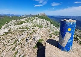 Cima del monte Aratz.