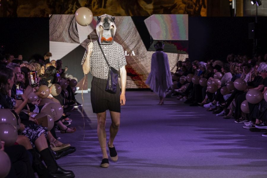 El desfile de Manila, en imágenes