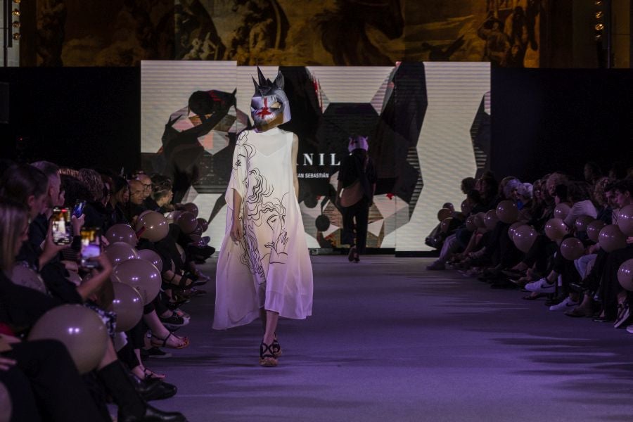 El desfile de Manila, en imágenes