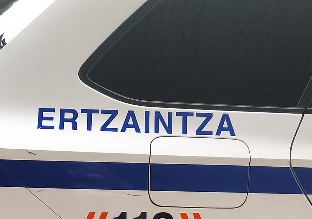 La Ertzaintza sosprendió a los cuatro ladrones en Zumaia pasadas las 2.30 horas de la madrugada.