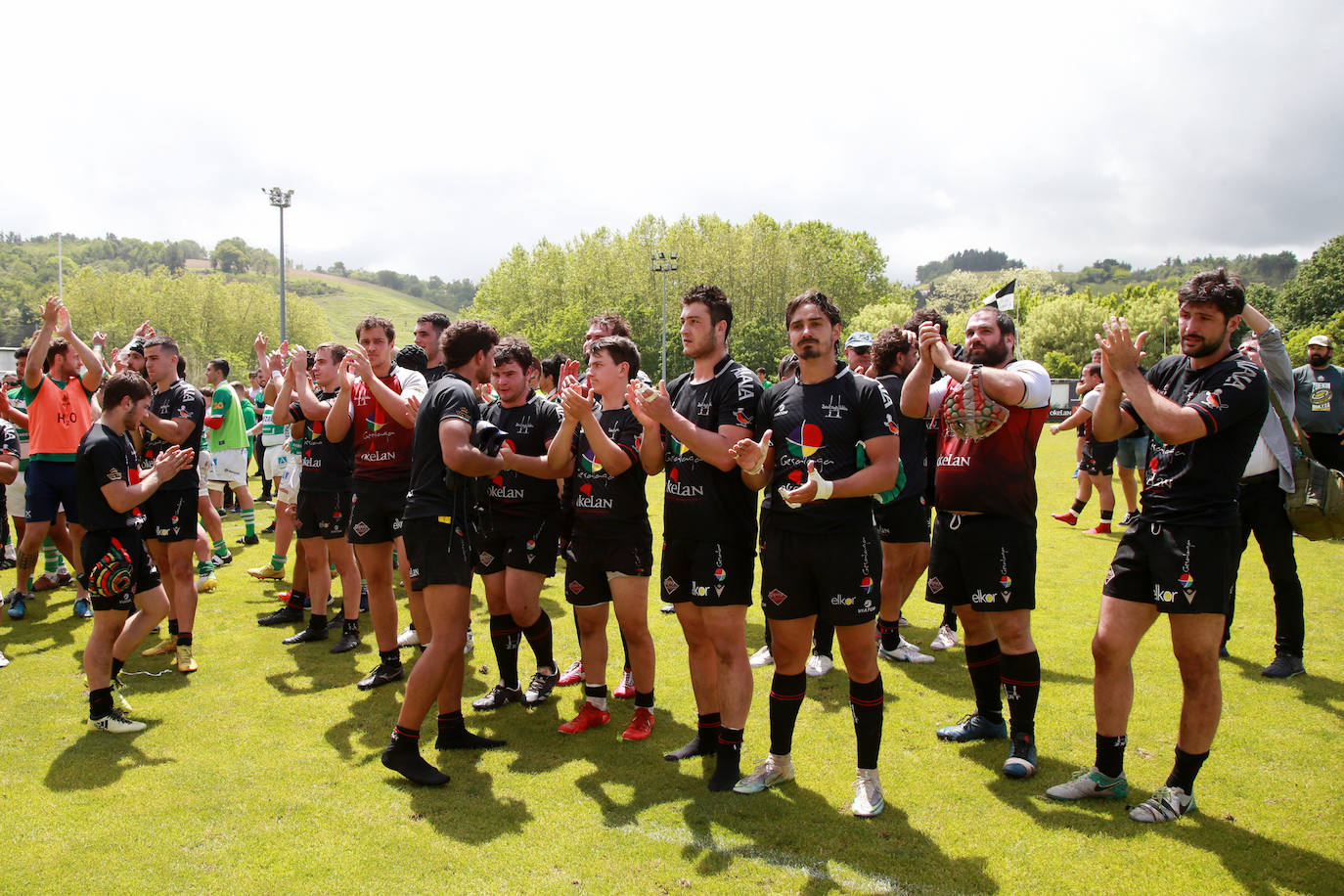 El Zarautz se queda a un paso del sueño del ascenso