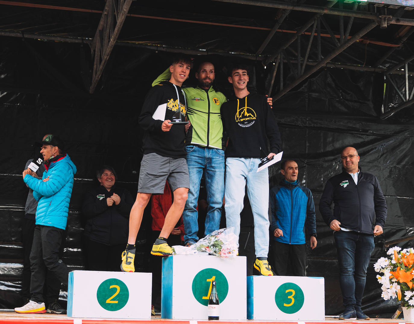 Naiara Irigoien y Jose Antonio Bellido, vencedores en el kilómetro vertical