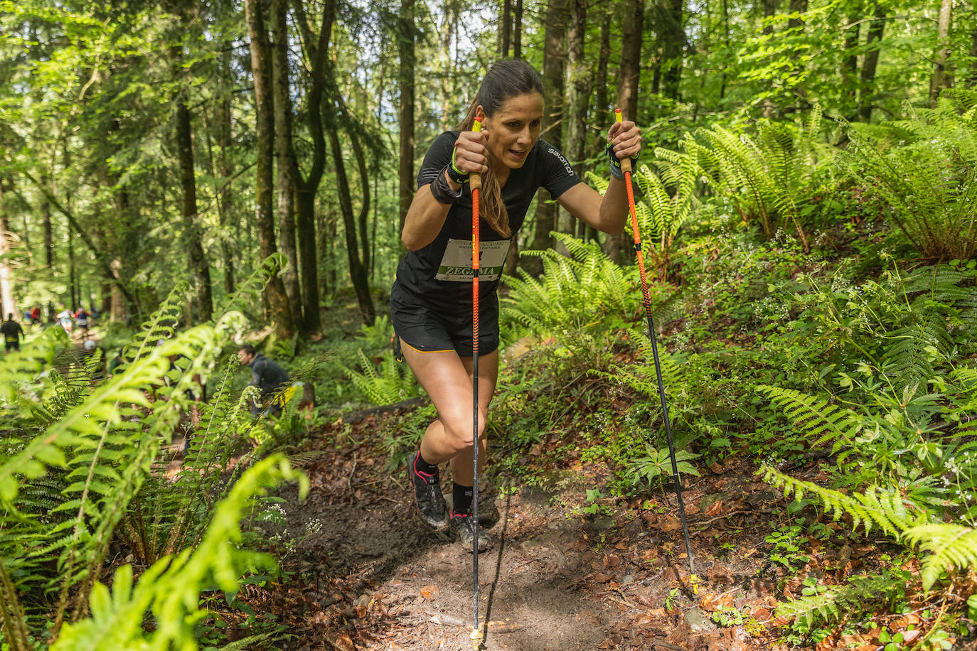 Naiara Irigoien y Jose Antonio Bellido, vencedores en el kilómetro vertical