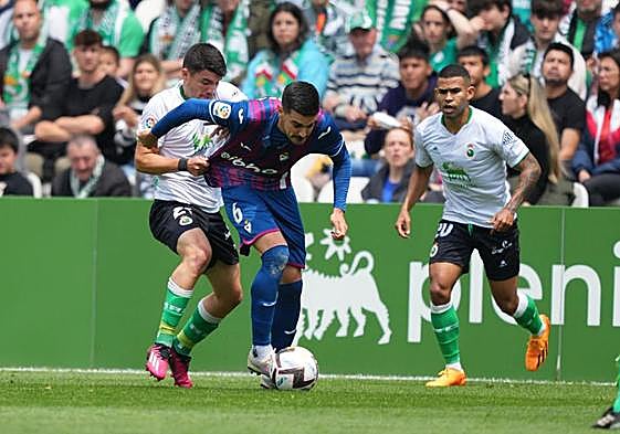 Así te hemos contado el partido entre el Racing y el Eibar en Santander