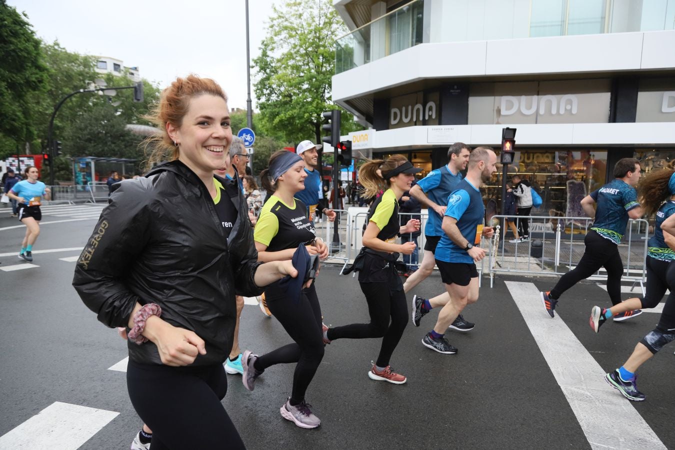 Los corredores, a su paso por la Parte Vieja