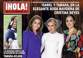 Portada de la revista ¡HOLA! con motivo de la boda de Cristina Reyes. En imagen, Isabel Preysler, la estilista y Tamara Falcó.