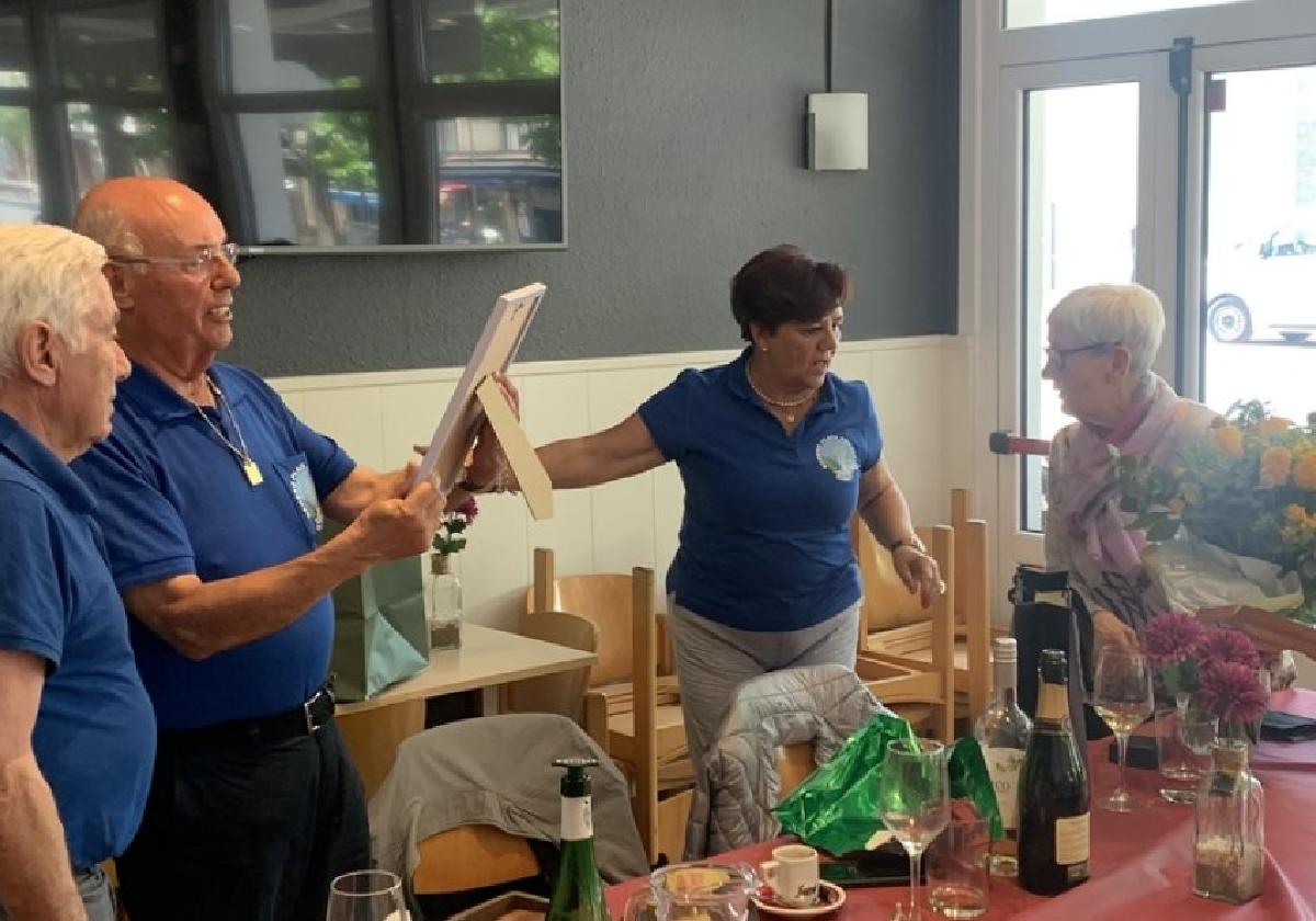 Momentos después de la comida de despedida ofrecida ayer a Agustin Zubimendi.