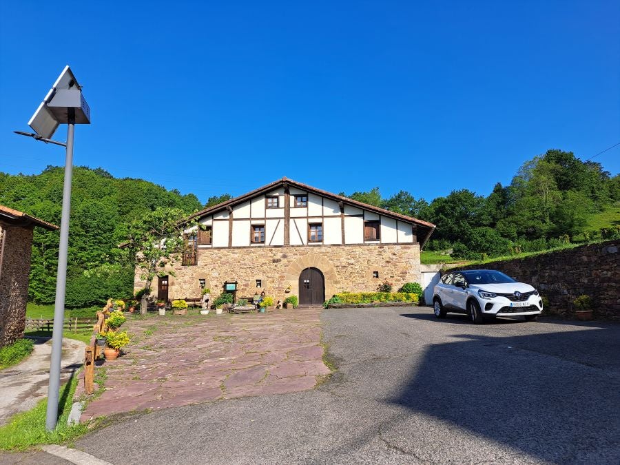 Explosión primaveral en la cima de Erroizpe