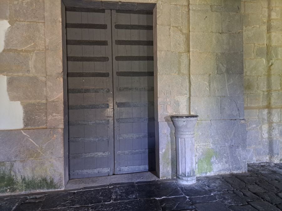 Explosión primaveral en la cima de Erroizpe