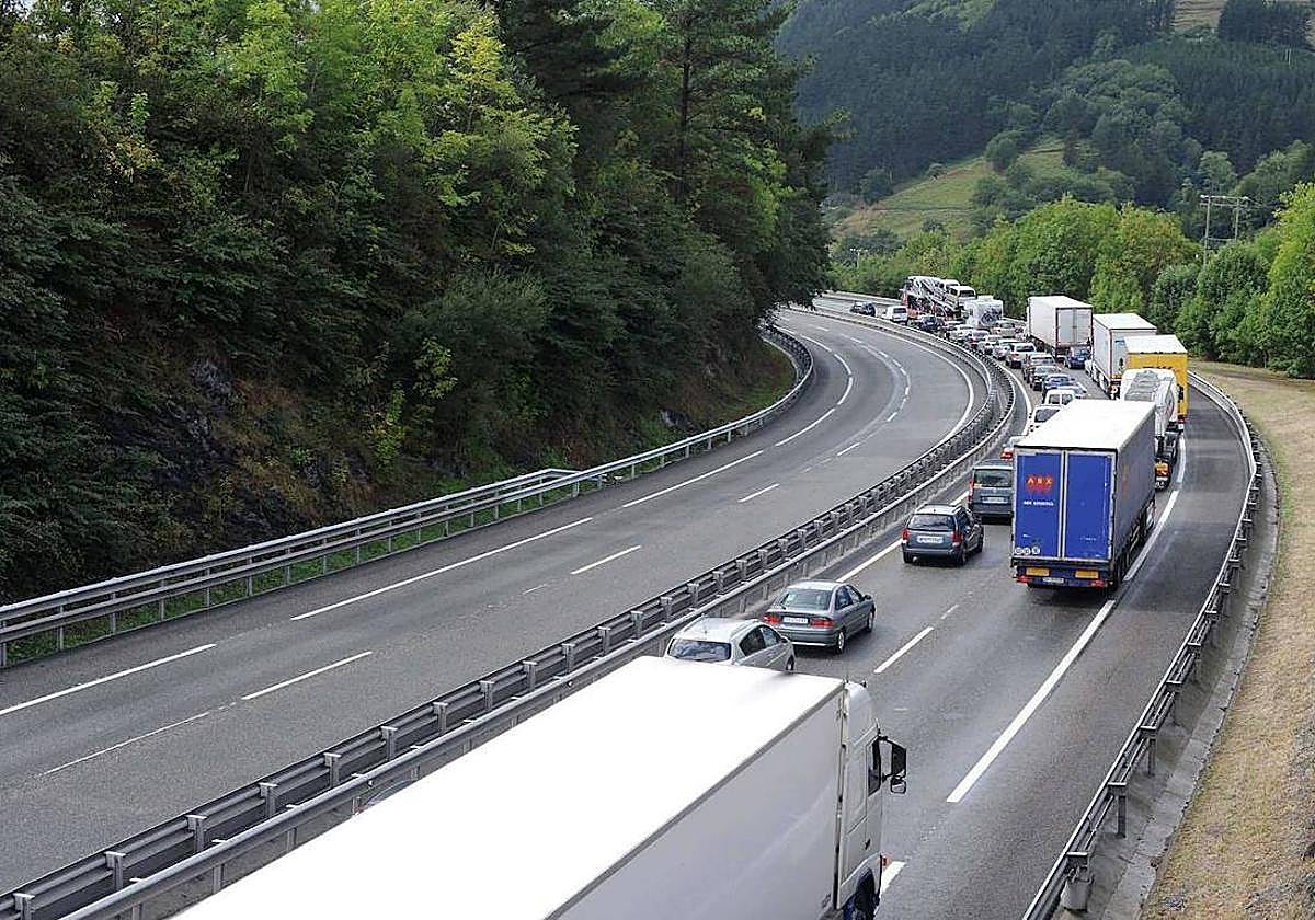 Cortes en la AP-8 y N-634 en Elgoibar por tareas de mantenimiento este fin de semana