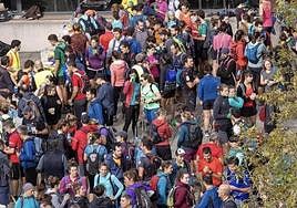 El año pasado la marcha reunió a un millar de participantes que disfrutaron de dos recorrido señalizados y controles de avituallamiento.