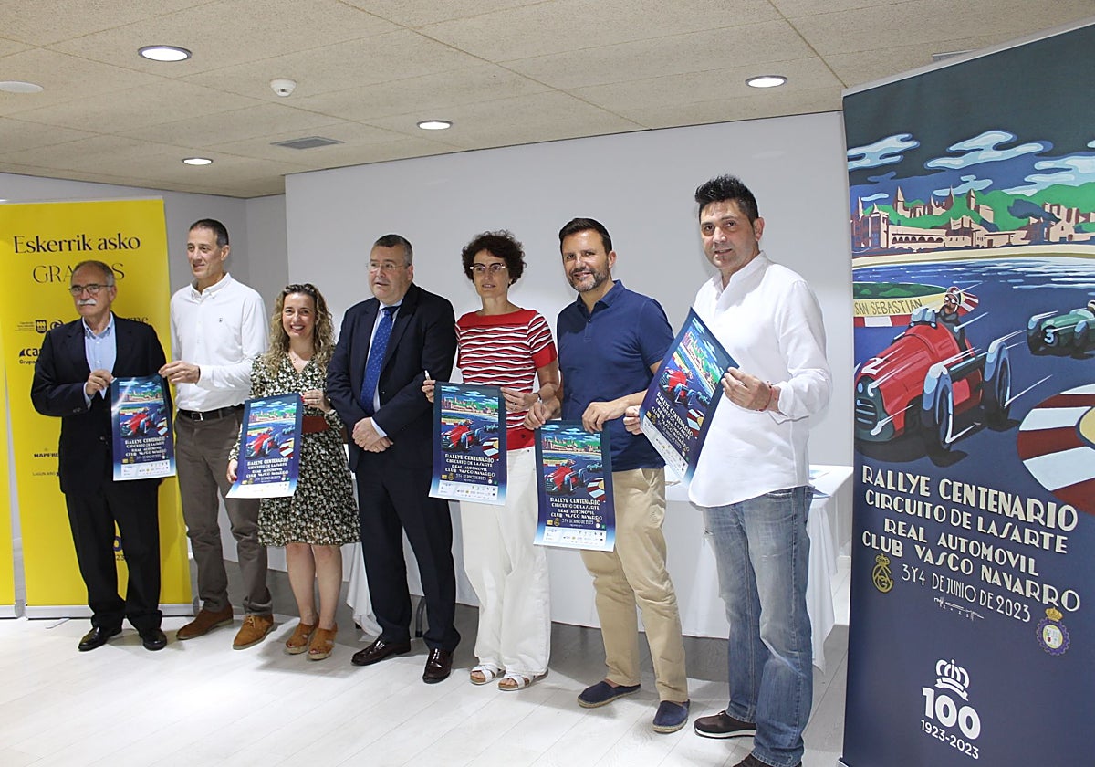 Miembros del RAC, alcaldes y Diputación en la presentación de los actos.