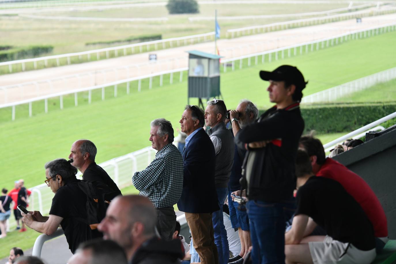 El hipódromo alza el telón