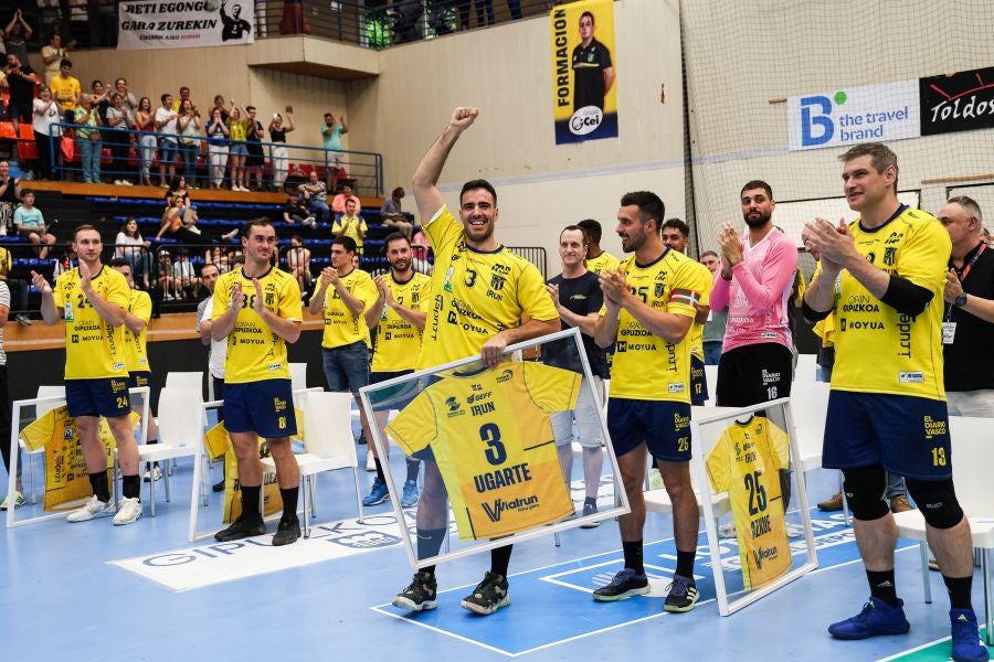 El partido del Bidasoa y las despedidas, en imágenes