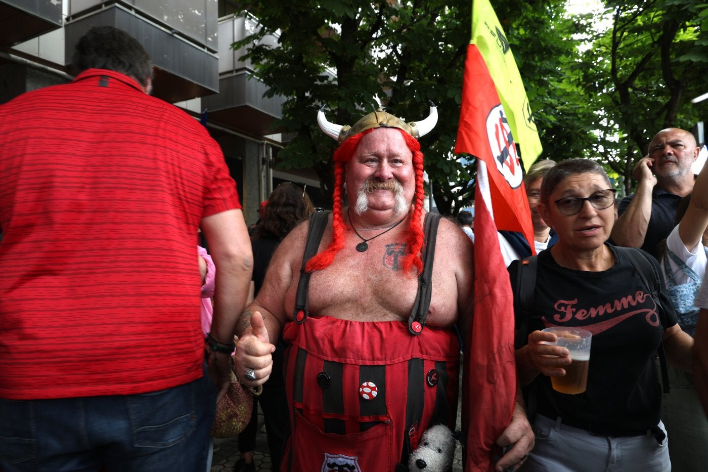 Galería de imágenes con la afición francesa en las calles de San Sebastián.