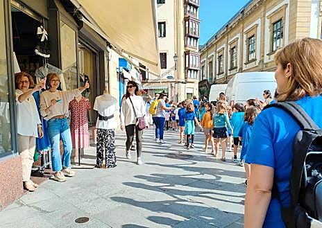 Imagen secundaria 1 - San Sebastián convierte sus caminos escolares en obras de arte