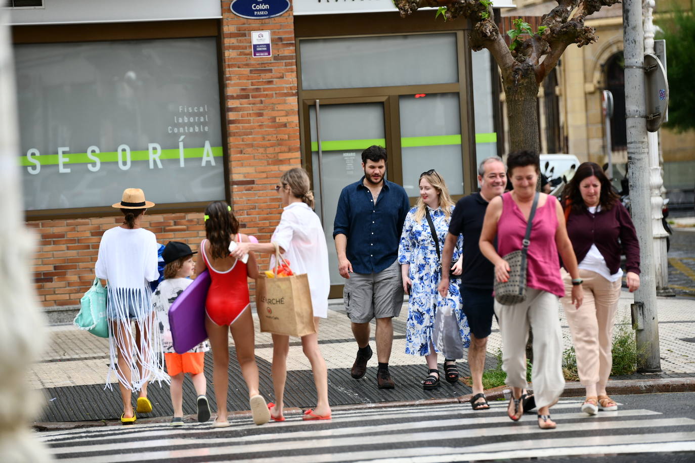 El paraguas vuelve a abrirse paso en Gipuzkoa