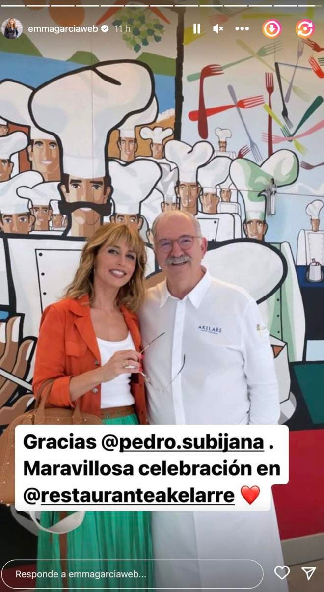 Emma García, junto a Pedro Subijana en el restaurante Akelarre.