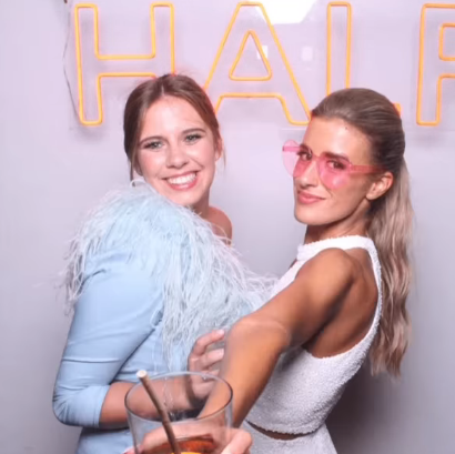 Las fotos del fiestón y de la boda del jugador del Athletic Dani García y Naroa Peñagarikano