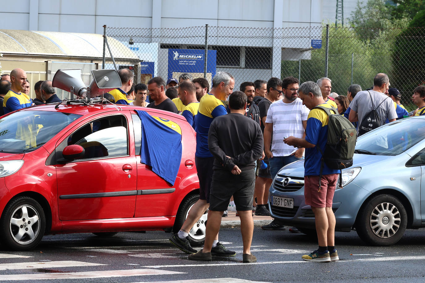 Jornada de huelga en Michelin Lasarte-Oria