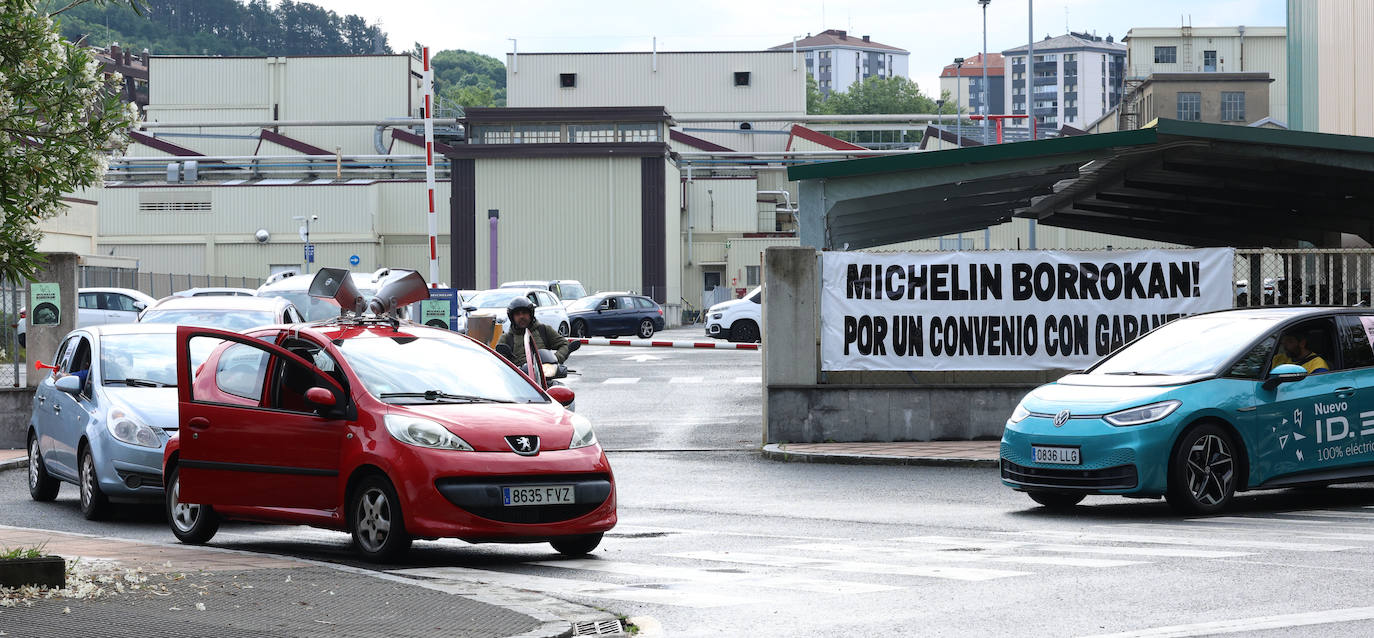 Jornada de huelga en Michelin Lasarte-Oria