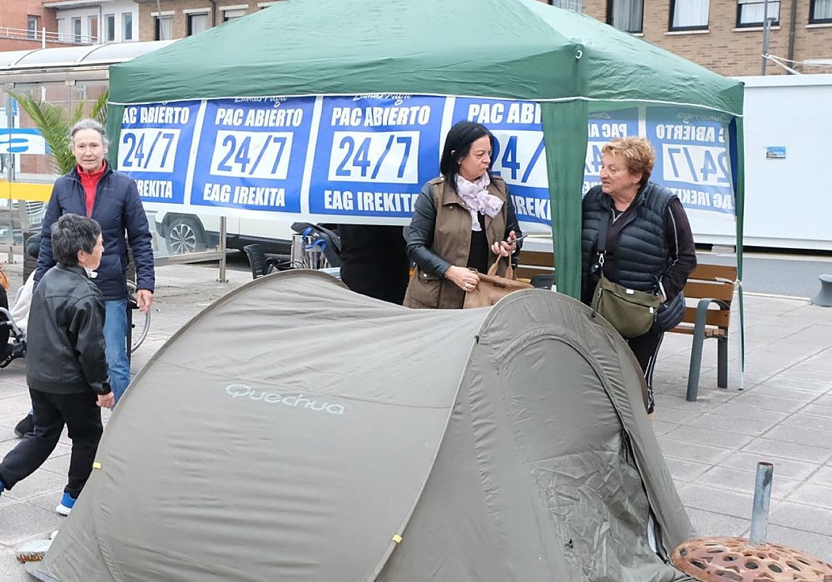 La plataforma organizó una acampada simbólica el año pasado .