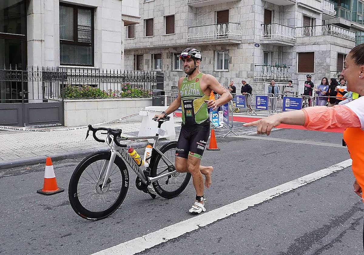 Antes del Tour, triatlón