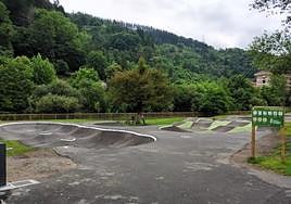 Circuito de Pumptrack construido a comienzos de este año en Matxinporta.