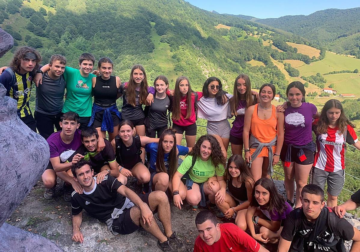 120 gazte bilduko dira Orozkotik Dimarako bidea egiteko