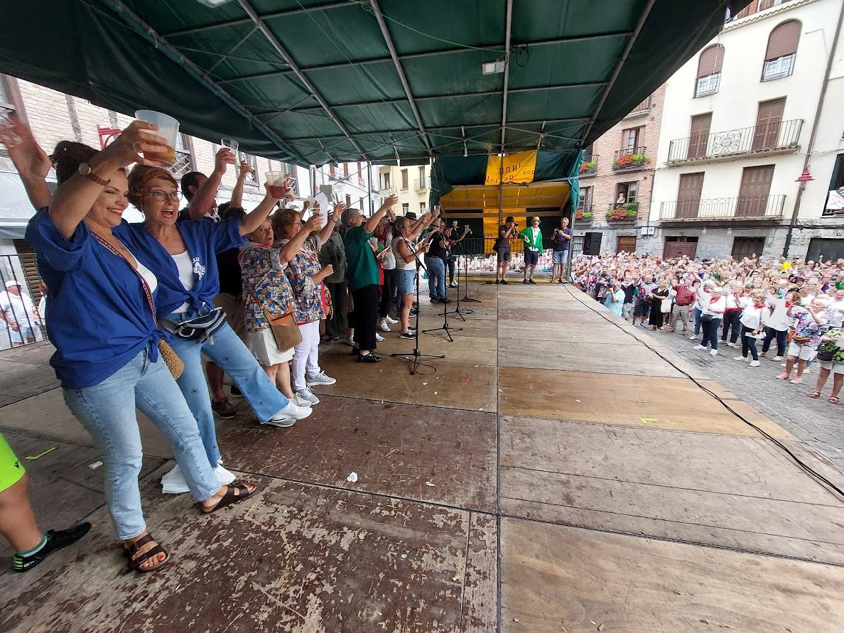 Las cuadrillas toman las fiestas
