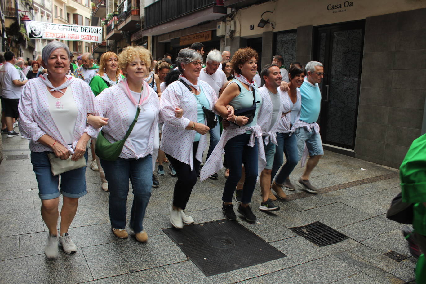 Las cuadrillas toman las fiestas