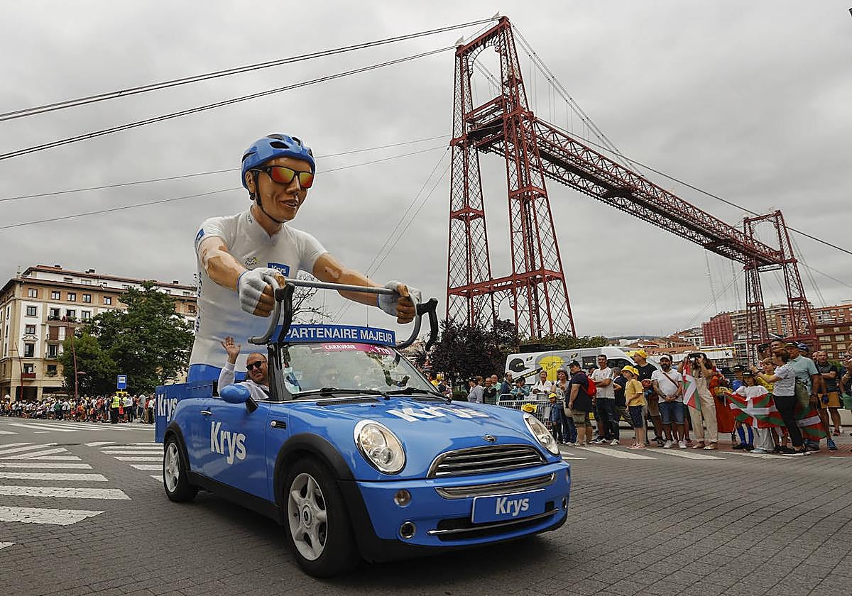 Gran ambiente en la salida del Tour de Francia desde Bilbao