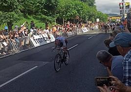 Victor Lafay en la escapada final para ganar la segunda etapa del Tour de Francia.