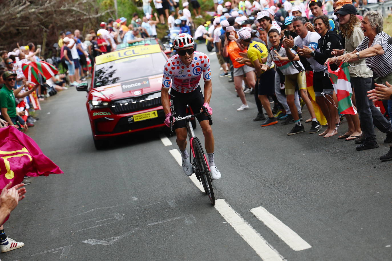 Powless ha perdido el liderato en la subida a Jaizkibel.