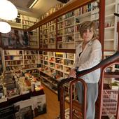 «La librería es el legado de mi madre, cerrar es como llevar luto»