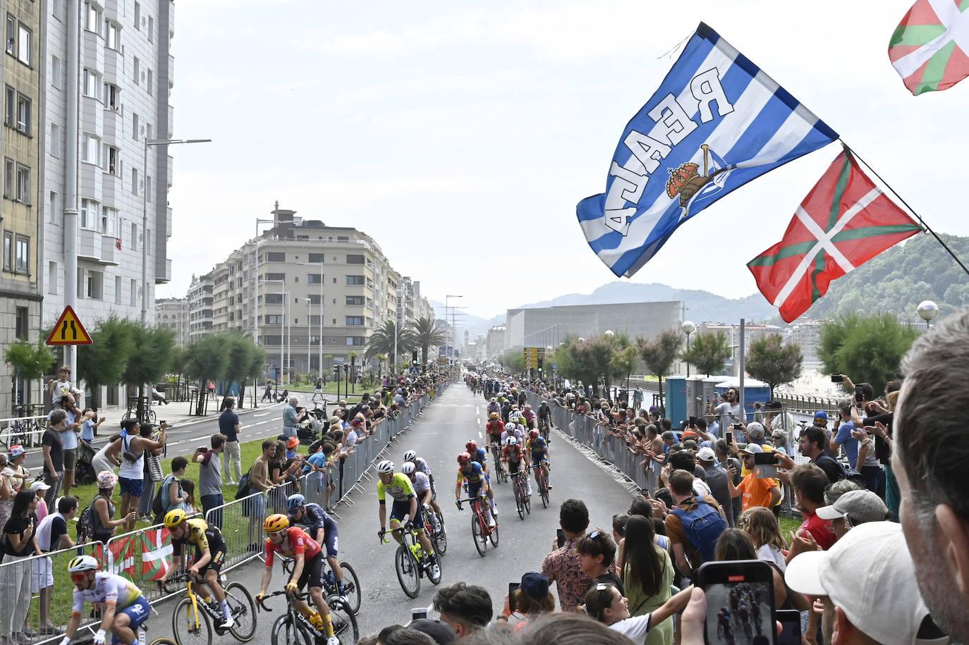 Las mejores imágenes de la etapa del Tour en Gipuzkoa