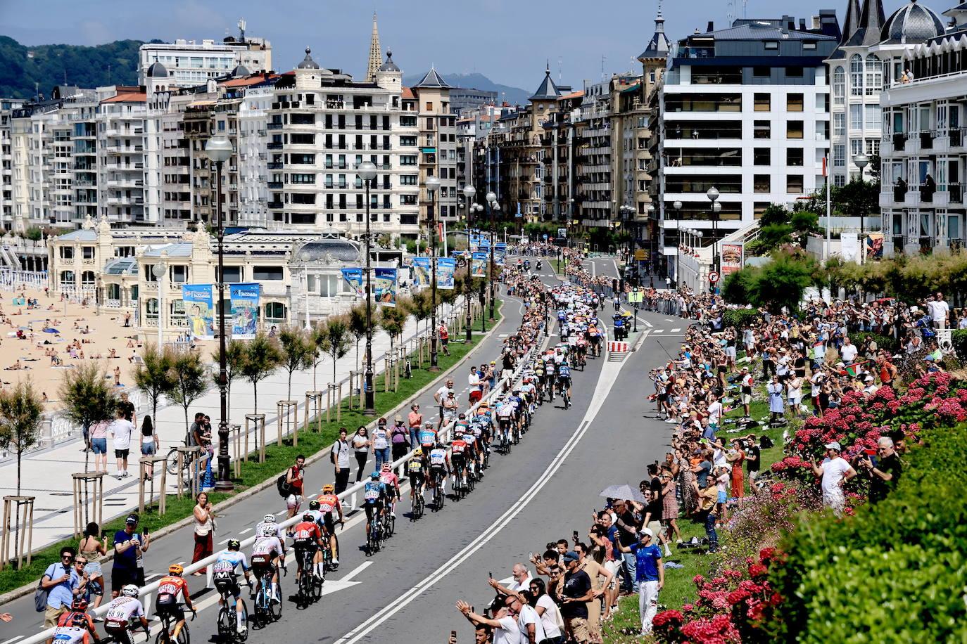 Las mejores imágenes de la etapa del Tour en Gipuzkoa