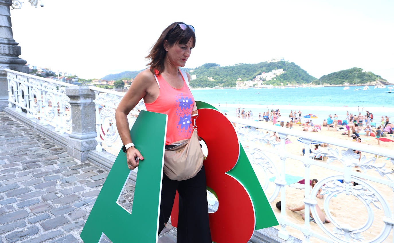 El baño más solidario por la esclerosis múltiple