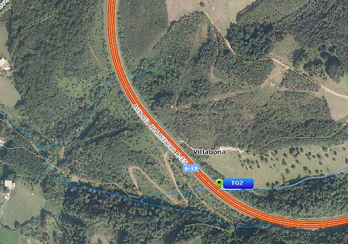 Herido al salirse de la calzada y volcar su coche en la A-15 en Villabona