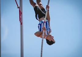 Ander Martínez de Rituerto realiza uno de los saltos que le llevó a ser subcampeón.